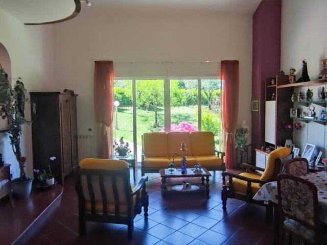 Villa in vendita a Licciana Nardi MS