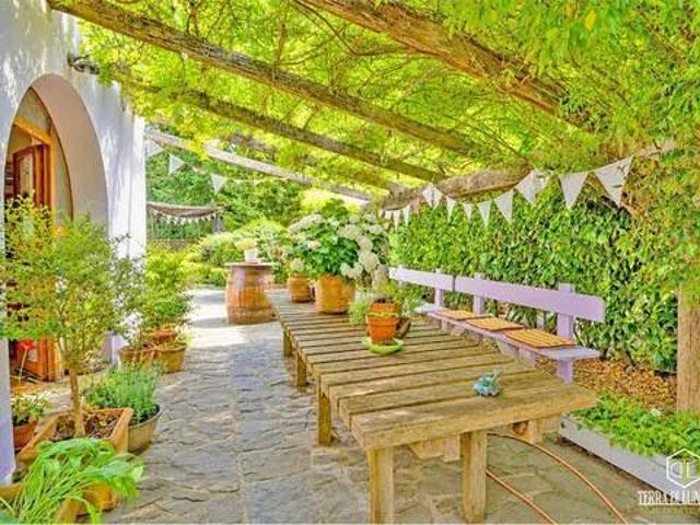 Villa in vendita a Licciana Nardi MS