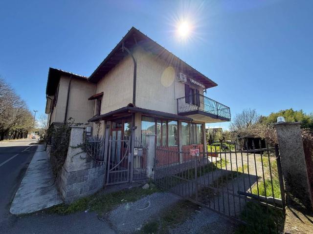 Villa in vendita a Limbiate MB