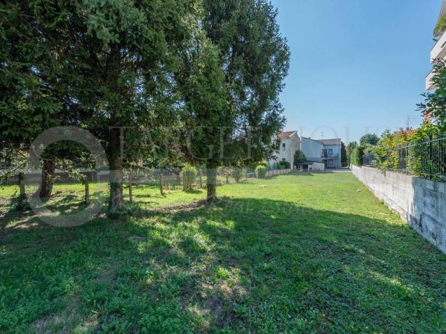 Villa in vendita a Limbiate MB