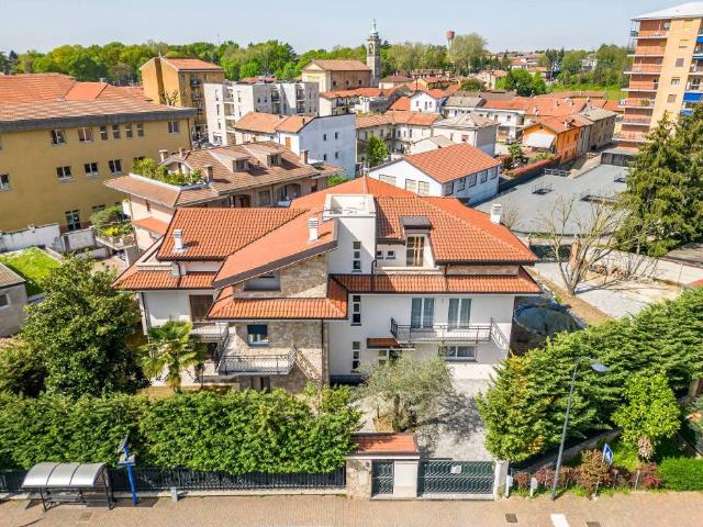 Villa in vendita a Limbiate MB