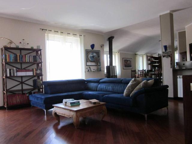 Villa in vendita a Limbiate MB