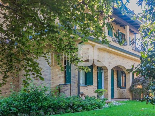 Villa in vendita a Limbiate MB