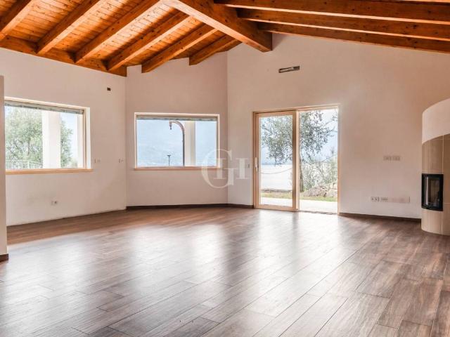 Villa in vendita a Limone sul Garda BS