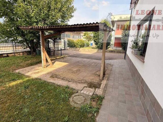 Villa in vendita a Linarolo PV
