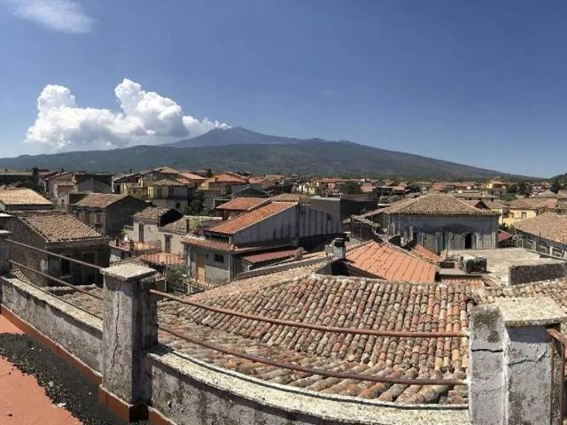 Villa in vendita a Linguaglossa CT