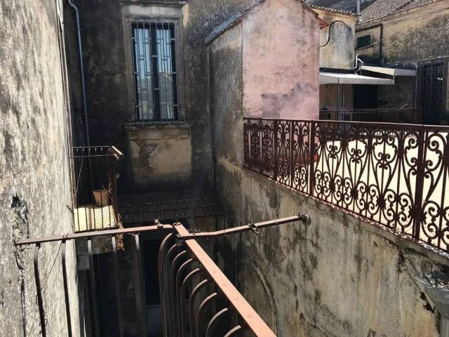 Villa in vendita a Linguaglossa CT