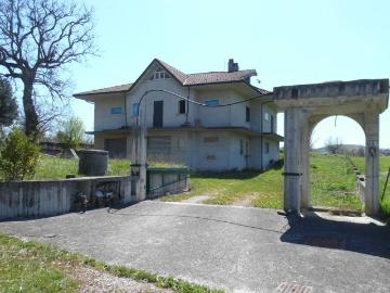 Villa in vendita a Lioni AV