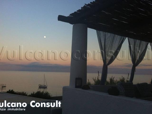Villa in vendita a Lipari ME