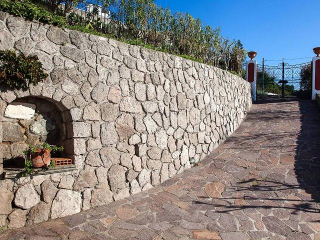 Villa in vendita a Lipari ME