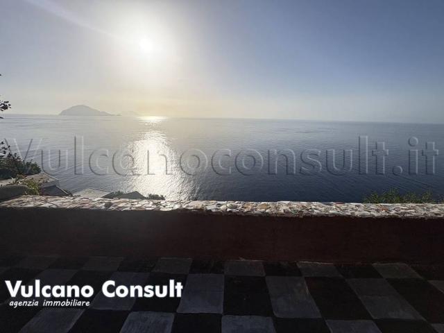 Villa in vendita a Lipari ME