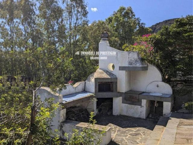 Villa in vendita a Lipari ME