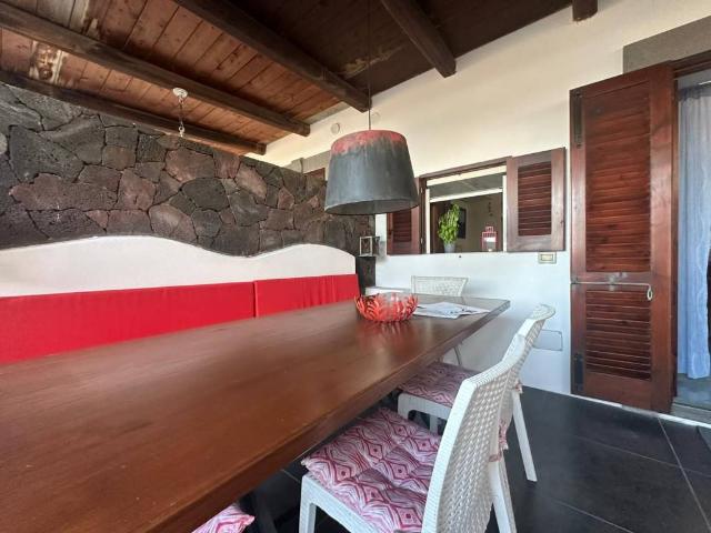 Villa in vendita a Lipari ME