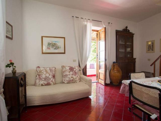 Villa in vendita a Lipari ME