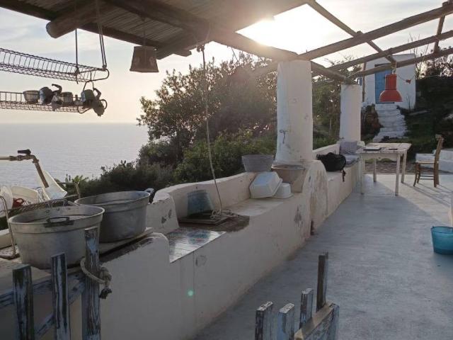 Villa in vendita a Lipari ME
