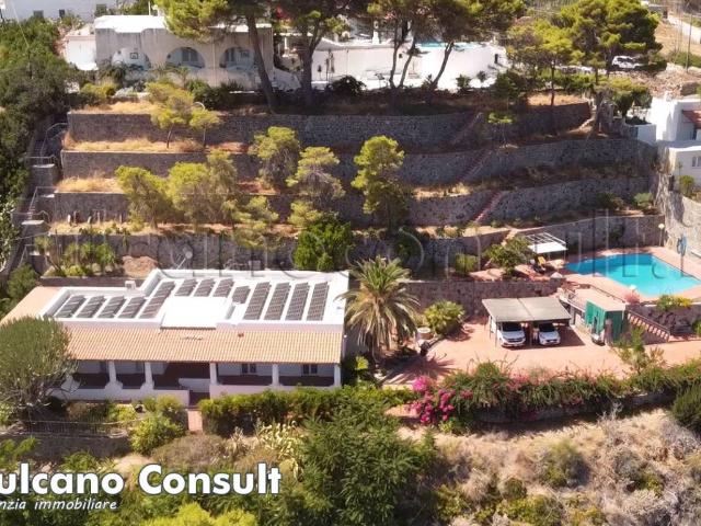 Villa in vendita a Lipari ME