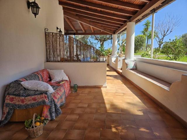Villa in vendita a Lipari ME