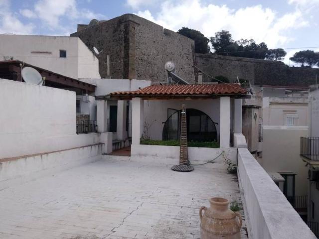 Villa in vendita a Lipari ME