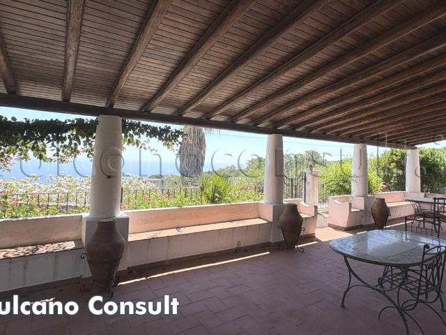 Villa in vendita a Lipari ME