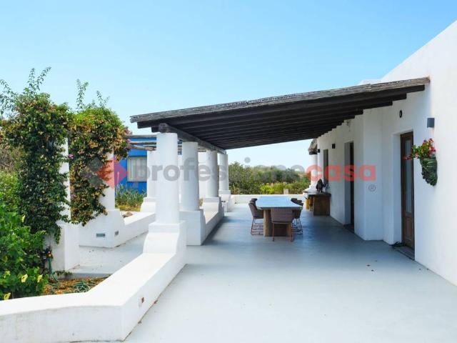 Villa in vendita a Lipari ME