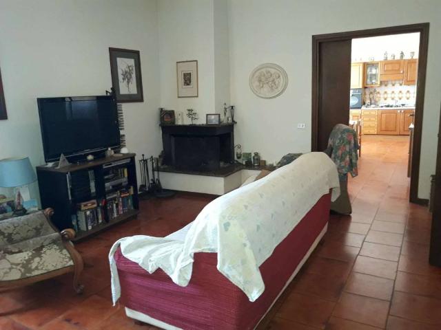 Villa in vendita a Lipomo CO