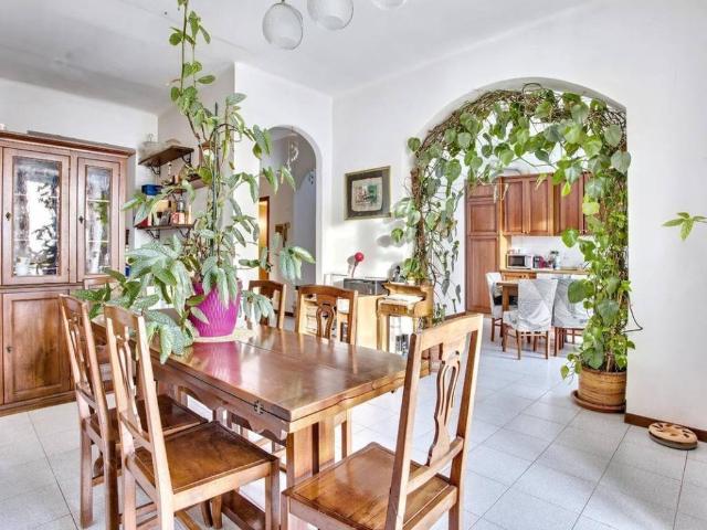 Villa in vendita a Luvinate VA