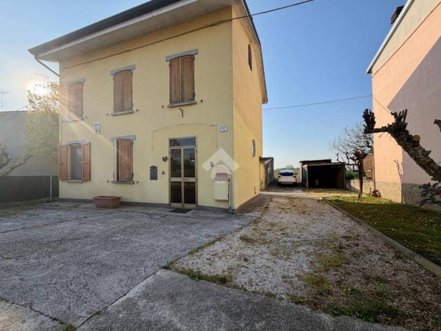 Villa in vendita a Luzzara RE