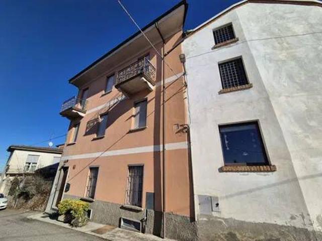 Villa in vendita a Lu e Cuccaro Monferrato AL