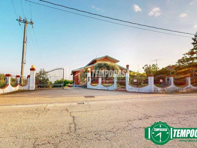 Villa in vendita a Lu e Cuccaro Monferrato AL