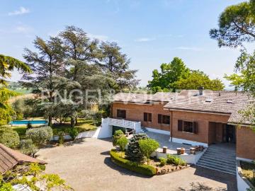 Villa in vendita a Lu e Cuccaro Monferrato AL