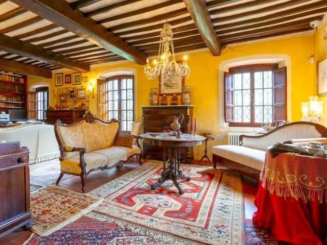 Villa in vendita a Lucca