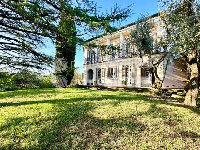 Villa in vendita a Lucca