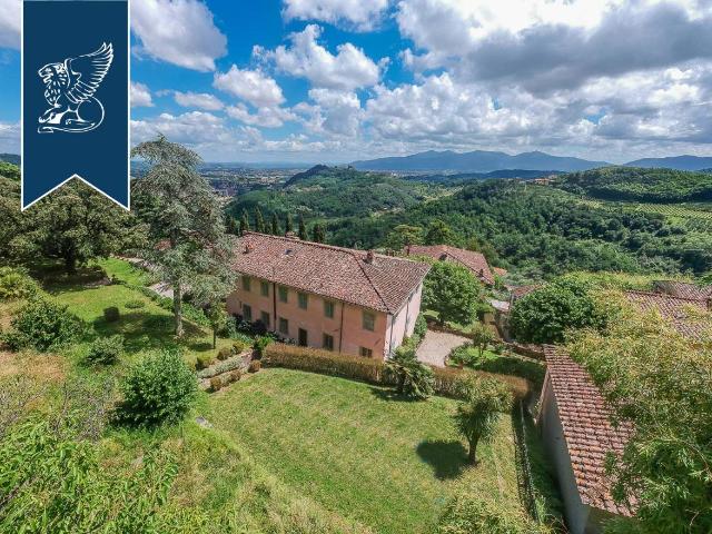 Villa in vendita a Lucca