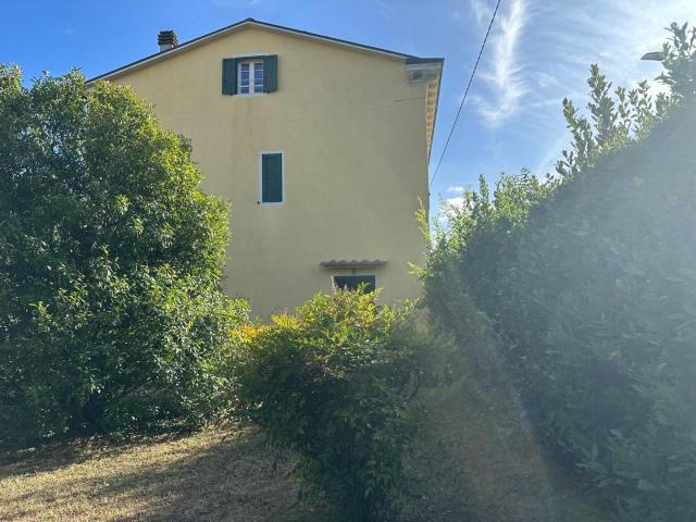 Villa in vendita a Lucca