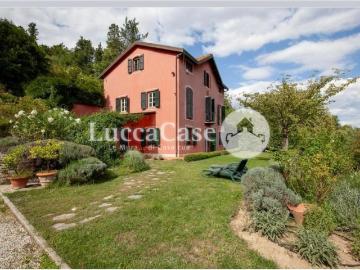 Villa in vendita a Lucca
