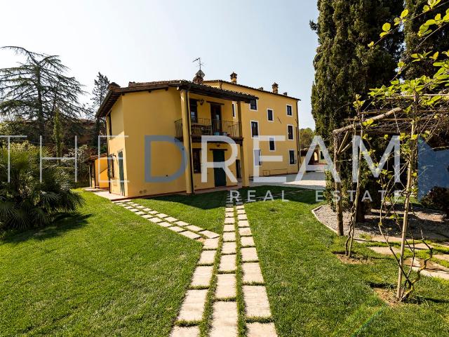 Villa in vendita a Lucca