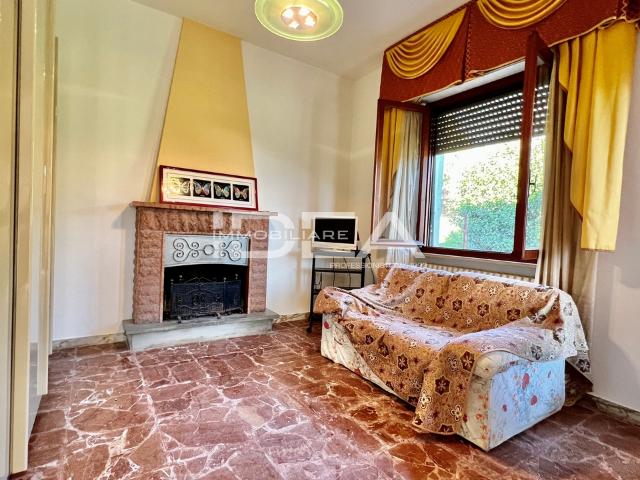 VILLA in VENDITA a LUCCA ARLIANO di 4 vani