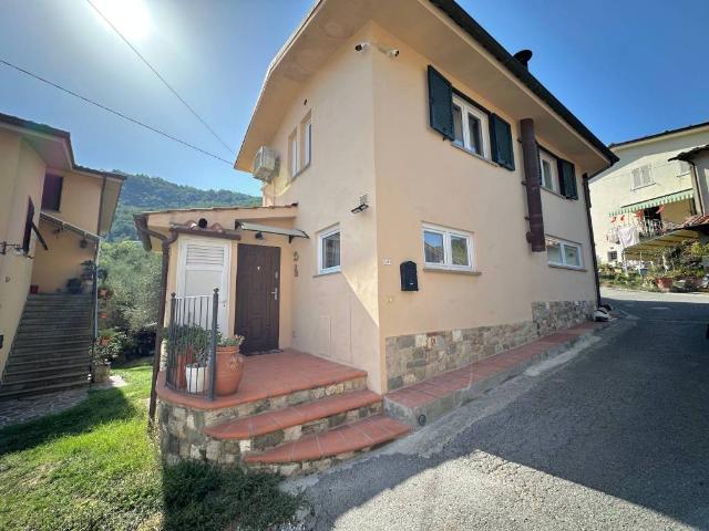 Villa in vendita a Lucca LU