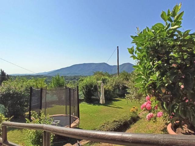 Villa in vendita a Lucca LU