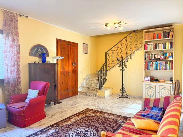 Villa in vendita a Lucca LU