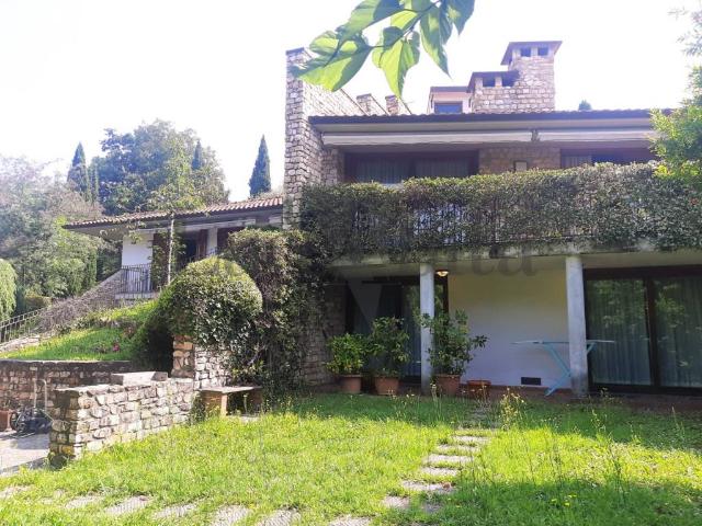 Villa in vendita a Lucca LU