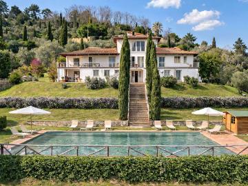 Villa in vendita a Lucca LU