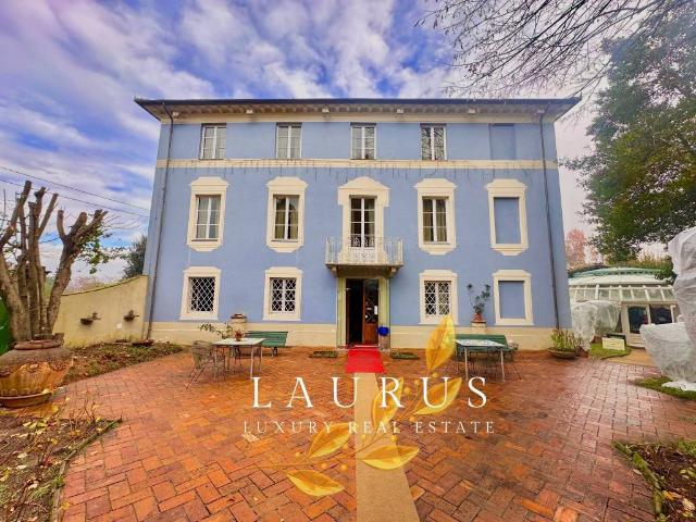Villa in vendita a Lucca LU
