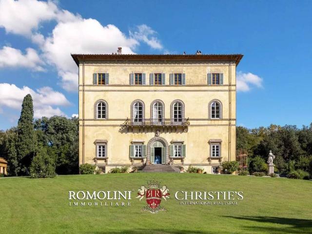 Villa in vendita a Lucca LU