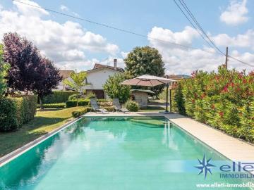 Villa in vendita a Lucca LU