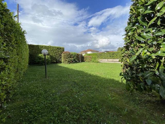 Villa in vendita a Lucca LU