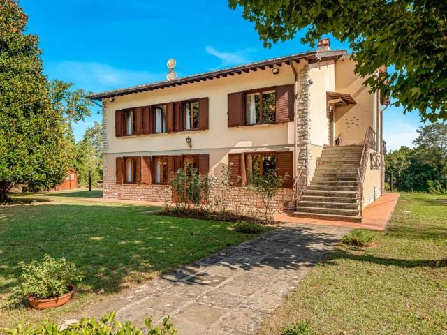 Villa in vendita a Lucca LU