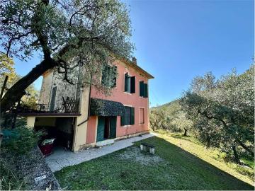 Villa in vendita a Lucca LU