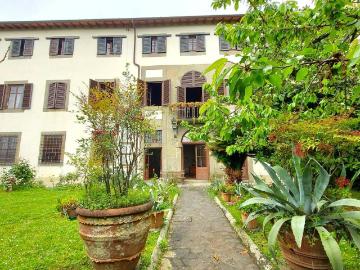 Villa in vendita a Lucca LU
