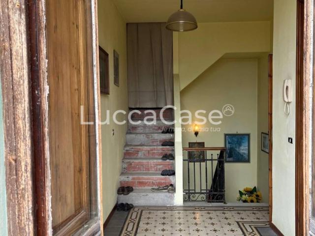 Villa in vendita a Lucca LU